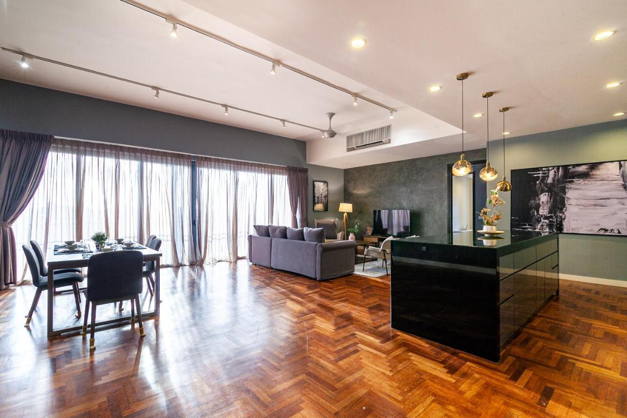 The Mews Klcc By Plush Kuala Lumpur Exterior photo